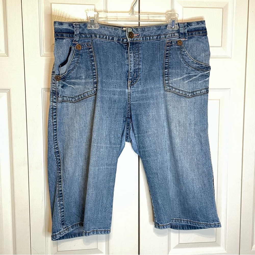 Venezia Denim Long Shorts Size 20